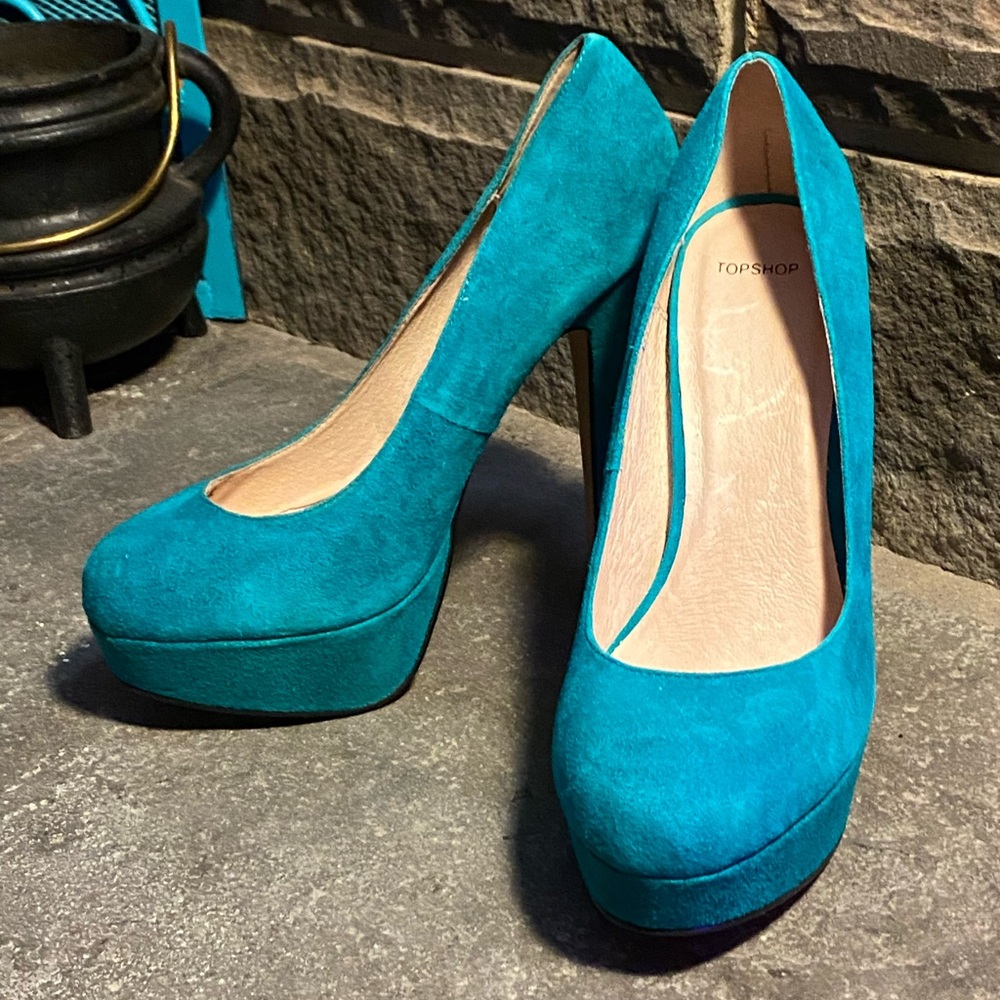 NWOT gorgeous Topshop stiletto platform pumps, teal suede,UK 38